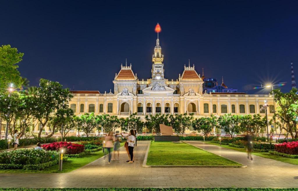 The White Hotel 8A Thai Van Lung Πόλη Χο Τσι Μινχ Εξωτερικό φωτογραφία