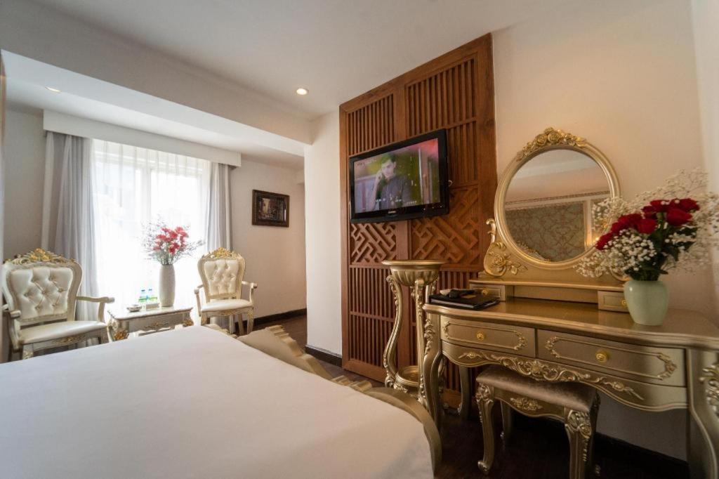 The White Hotel 8A Thai Van Lung Πόλη Χο Τσι Μινχ Εξωτερικό φωτογραφία