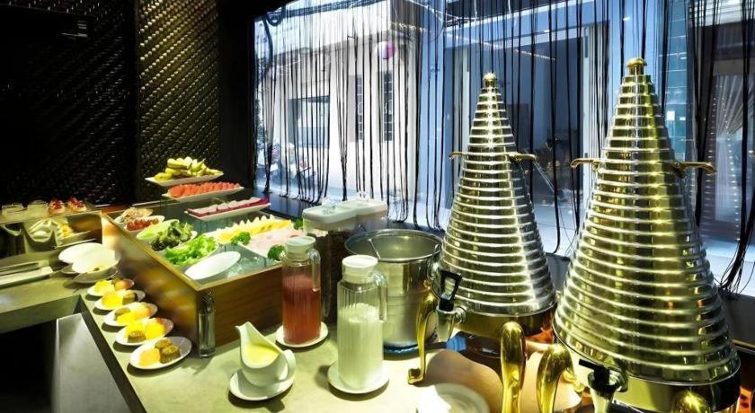 The White Hotel 8A Thai Van Lung Πόλη Χο Τσι Μινχ Εξωτερικό φωτογραφία